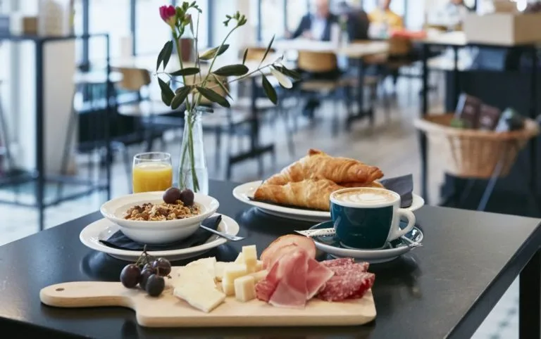 Frühstück brunch bern 02 768x482