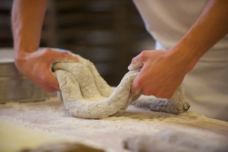 Heini Bäckerei Teig Frecher Bengel 3 768x511