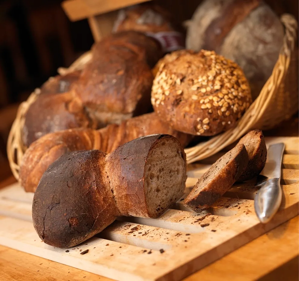 heini Brotkorb Buffet 1