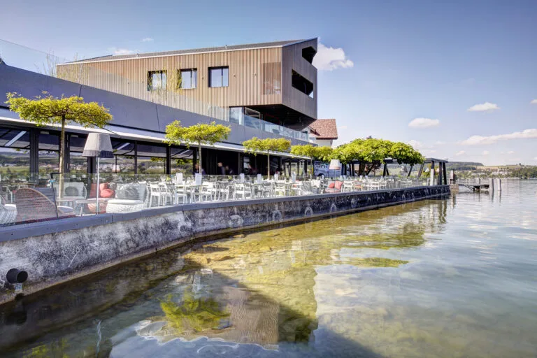 GA130527 H 030M 768x512