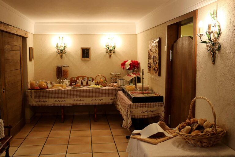 fruehstueck buffet 3 768x513