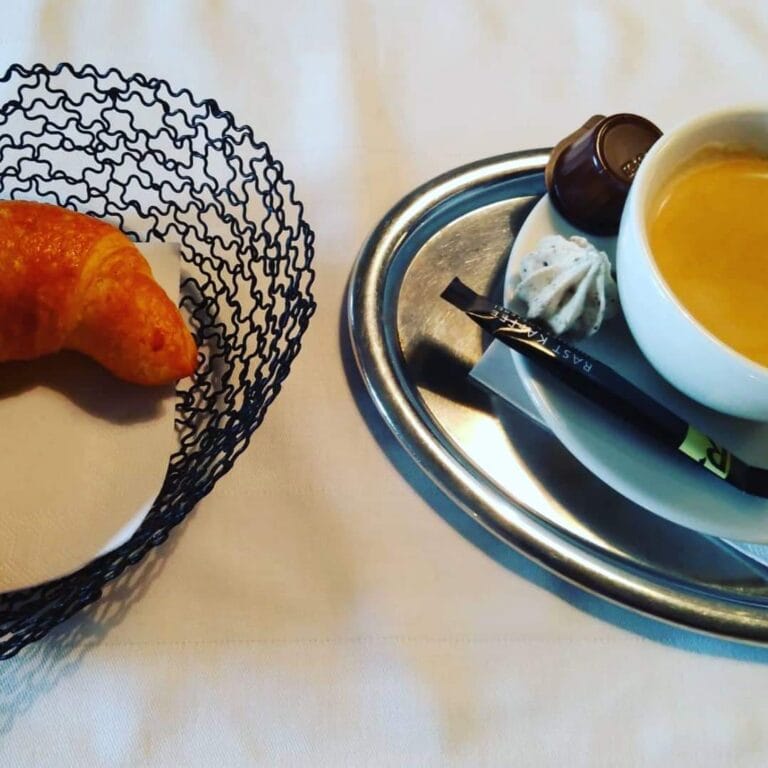 FB IMG 1588604642936 768x768