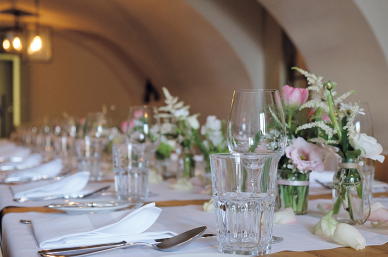 raeumlichkeiten gewoelbekeller2 768x509