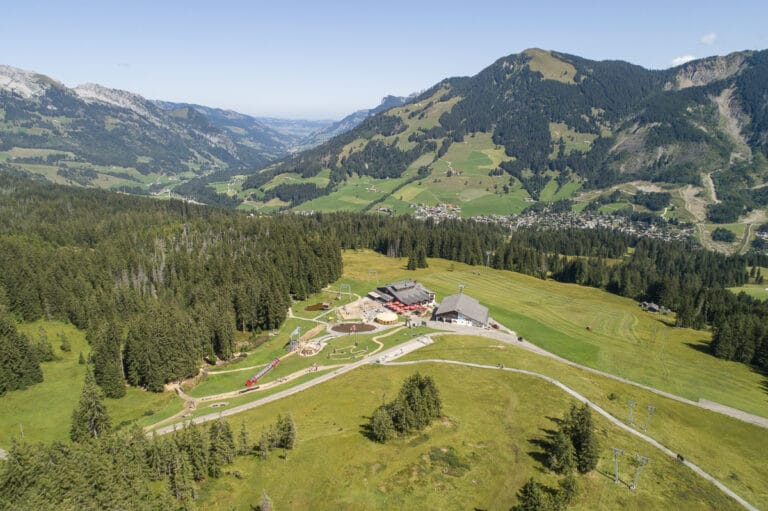 Rossweid Sommer aussen 41 768x511