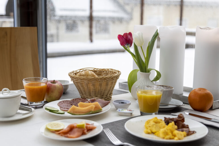 Albana Hotel & Suites Silvaplana SA HC Hotel Albana Silvaplana 0039 768x512