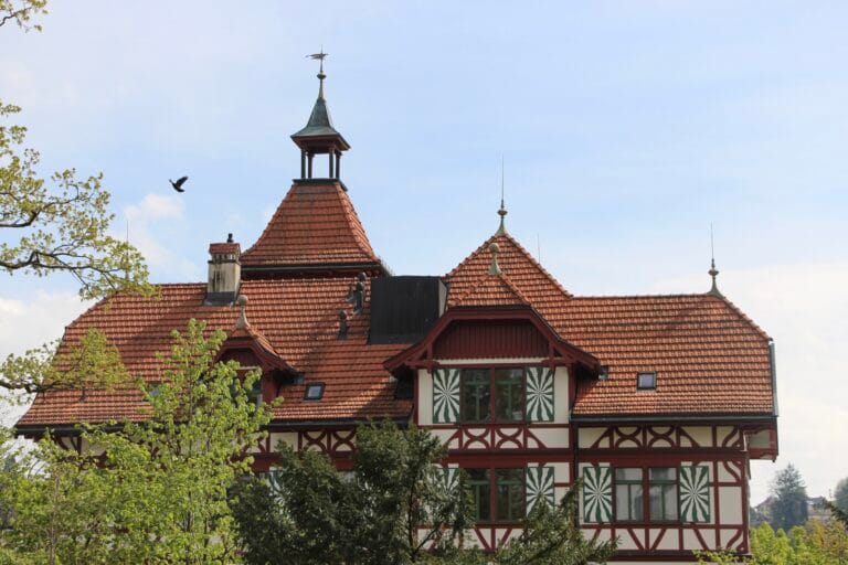 Frühstück unter der Woche in St. Gallen HausAussen Fruehling7 Kopie 768x512