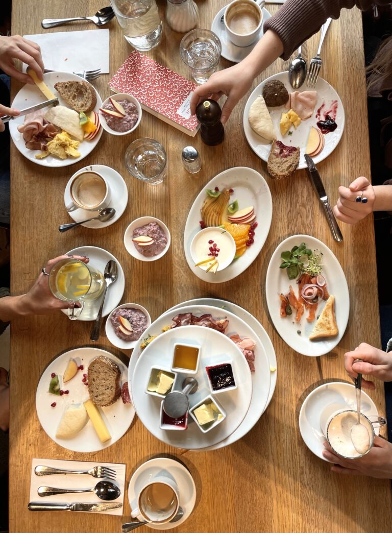 Mika Brunch8 Kopie 768x1044