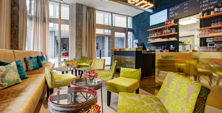 bahnhoefli luzern lounge 2 768x392