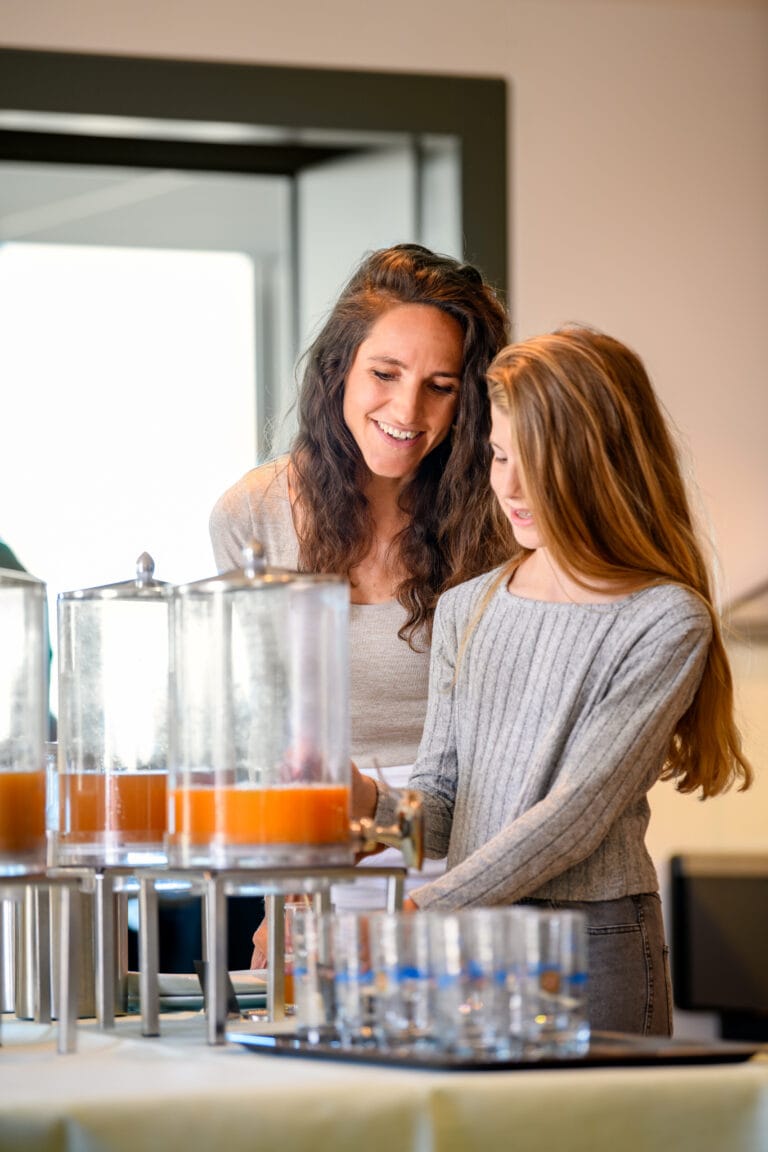 ROB 3710 Bearbeitet 768x1152