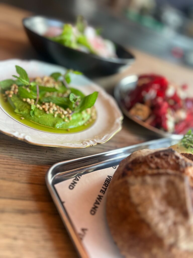 VIERTE WAND img 6520 1 768x1024