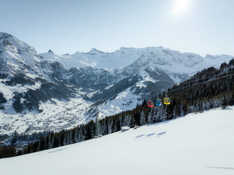 Gruppenumlaufbahn zur Tschentenalp Gruppenumlaufbahn zur Tschentenalp