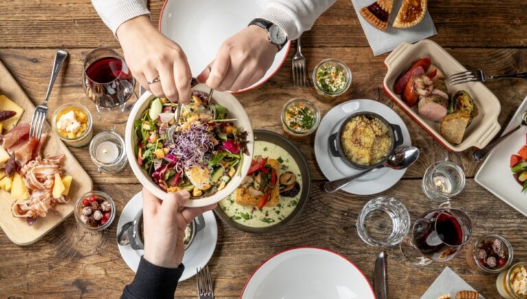 restaurant znachtamchuchitisch agrovision burgrain 768x436