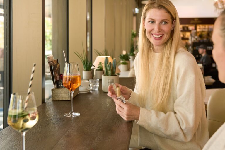 Cafe Image Winti Hochtisch 768x512