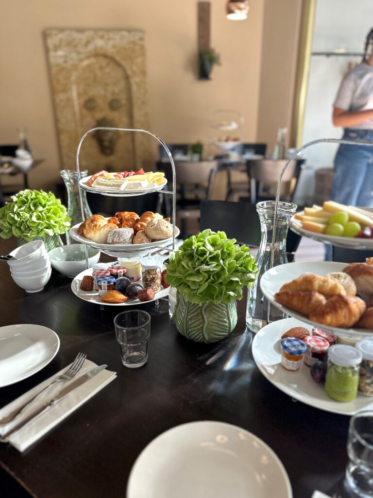 Bistro Reithalle Etagere Brunch 3 768x1023