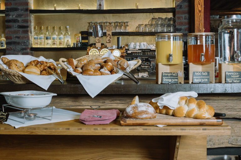 HDR 4975 HDR 768x511