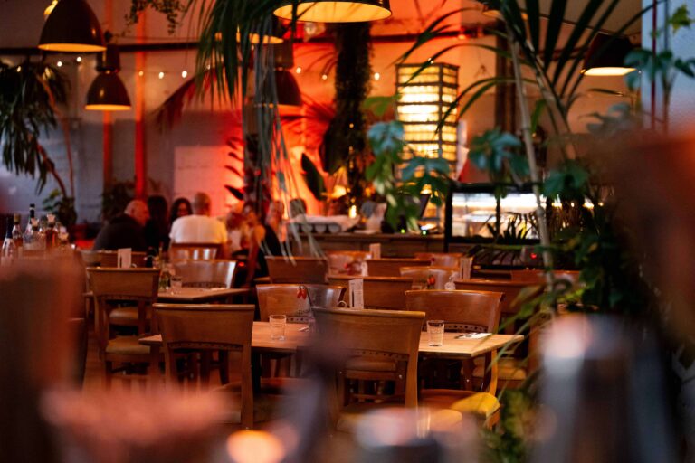 Amboss Rampe Restaurant NRP 9482 low 768x512