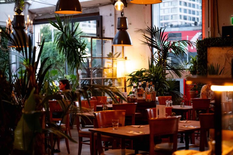 Amboss Rampe Restaurant NRP 9499 low 768x512