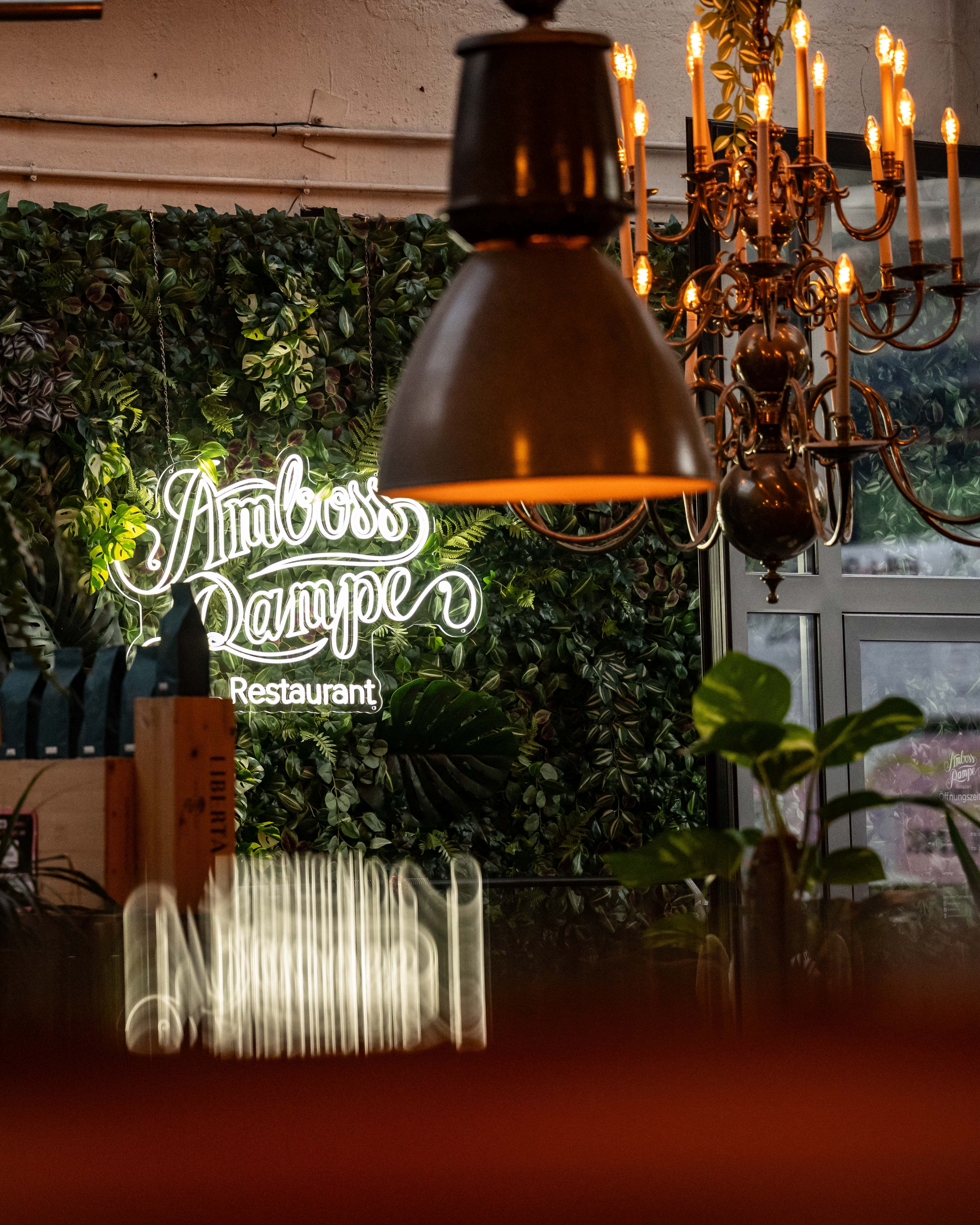 Amboss Rampe Restaurant NRP 9501 low