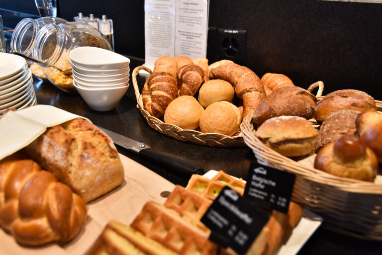 Brot Brunch Goebli klein 768x513