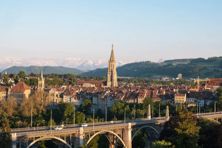 Kursaal Bern Panorama Brunch Aussicht Sommer Main 768x512