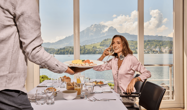 Webpage quer 1920 x 1130 2 768x452