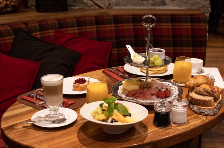 Edward's Bar-Café MR Culinary EdwardsBar Breakfast ByMaudDevaud 2724 768x507