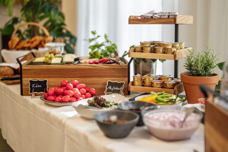 260906 Glattli Brunch 93 optimized 150 768x512